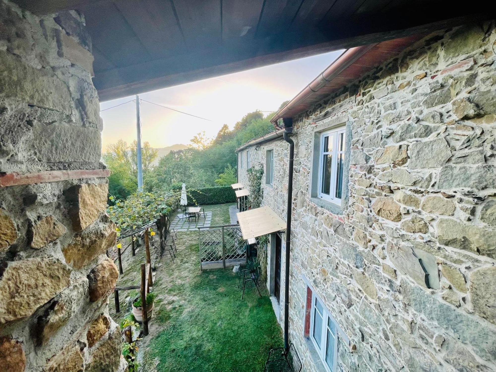 La Casa In Valli 35 Баньї-ді-Лукка Екстер'єр фото