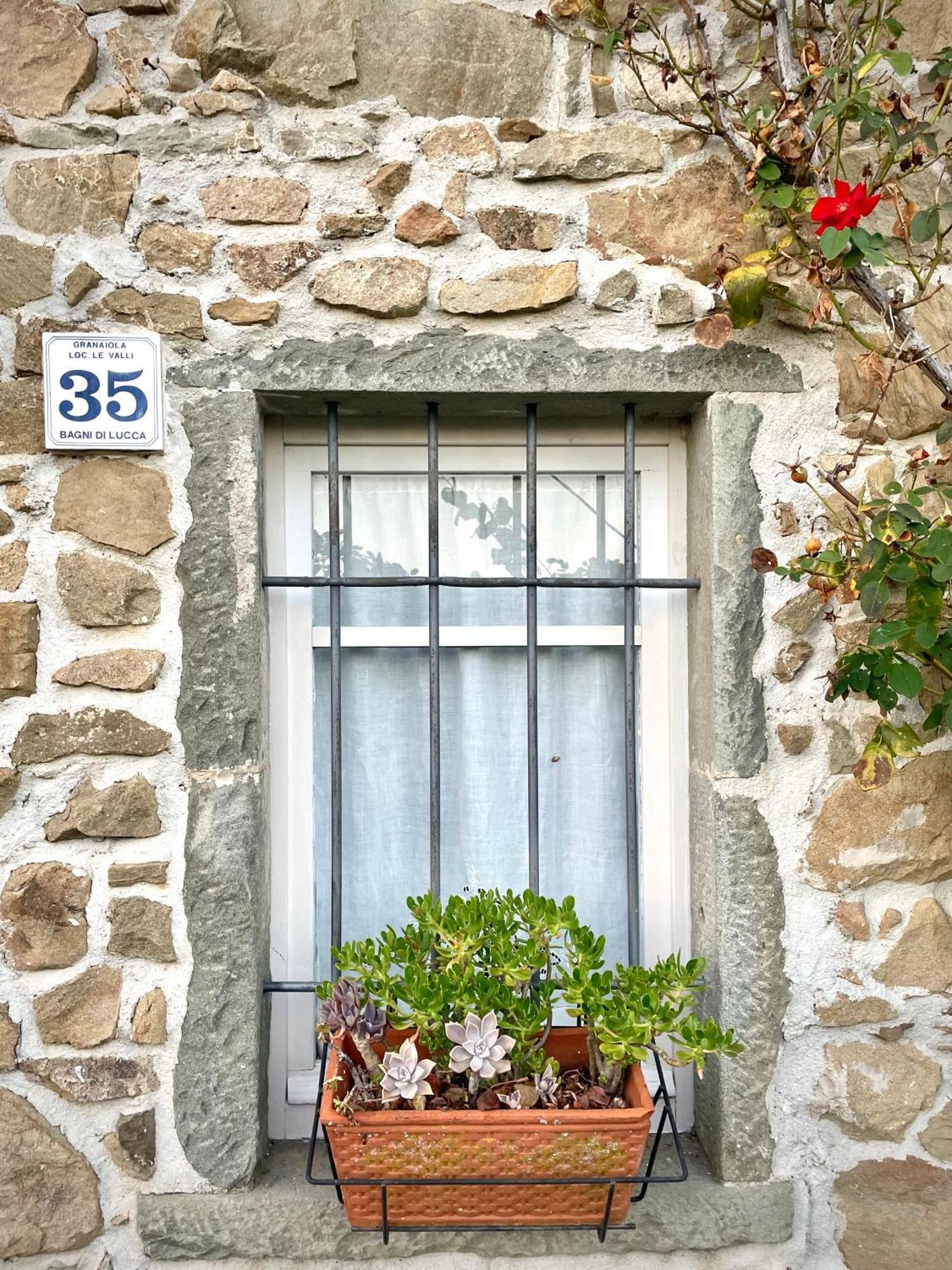 La Casa In Valli 35 Баньї-ді-Лукка Екстер'єр фото